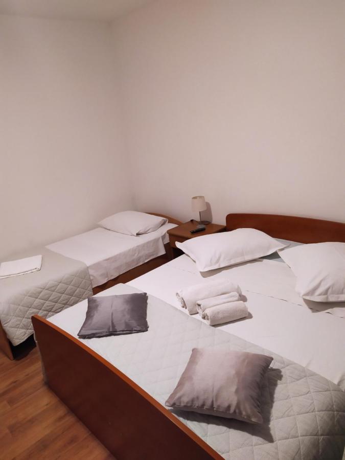 罗佐瓦克 科尔卡伊万旅馆酒店 外观 照片